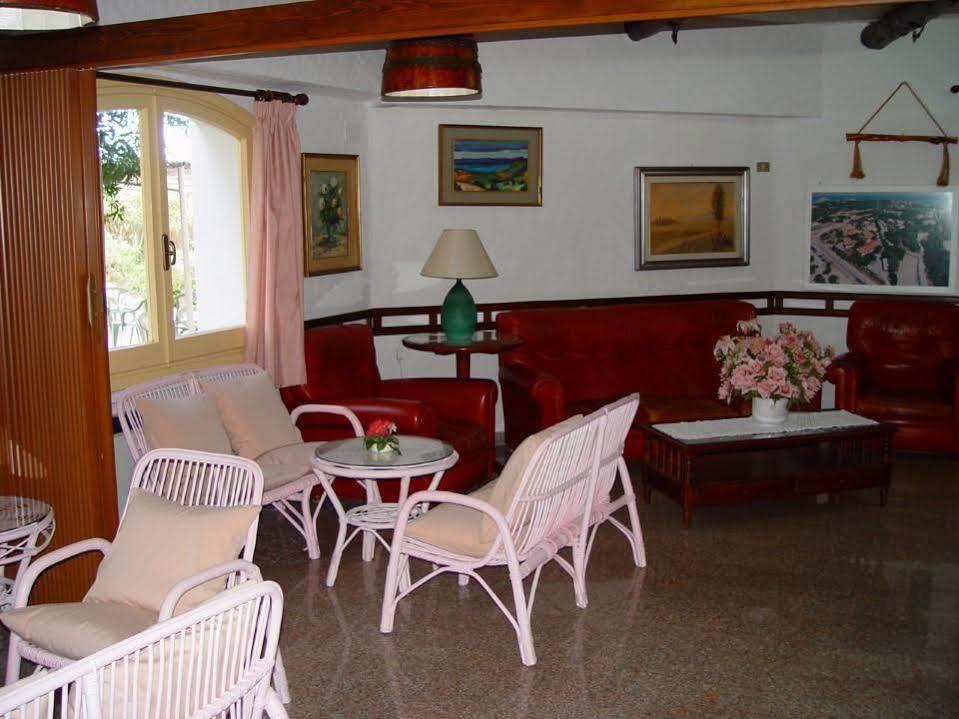 Hotel 3 Botti Байя Сардиния Экстерьер фото
